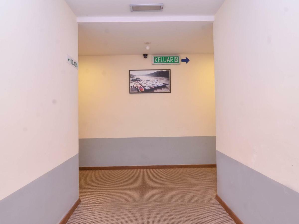 Nova Kuching Hotel 外观 照片